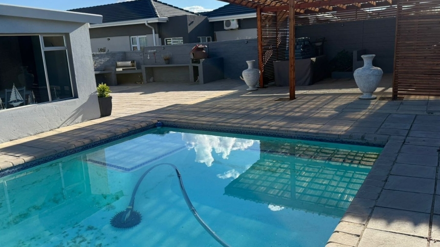 4 Bedroom Property for Sale in Vaal Marina Gauteng