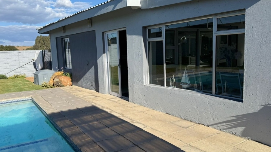 4 Bedroom Property for Sale in Vaal Marina Gauteng