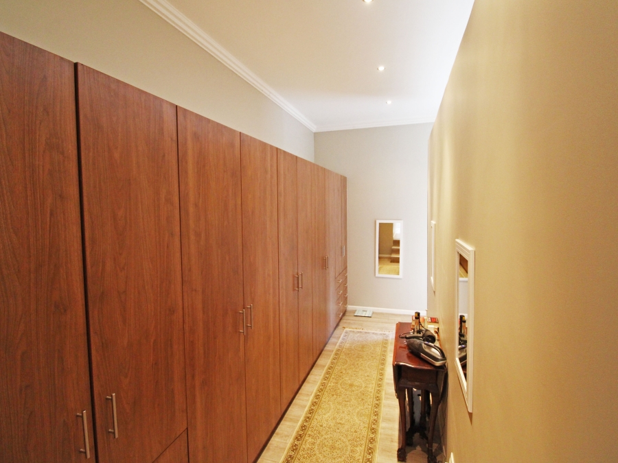 3 Bedroom Property for Sale in Bryanston Gauteng