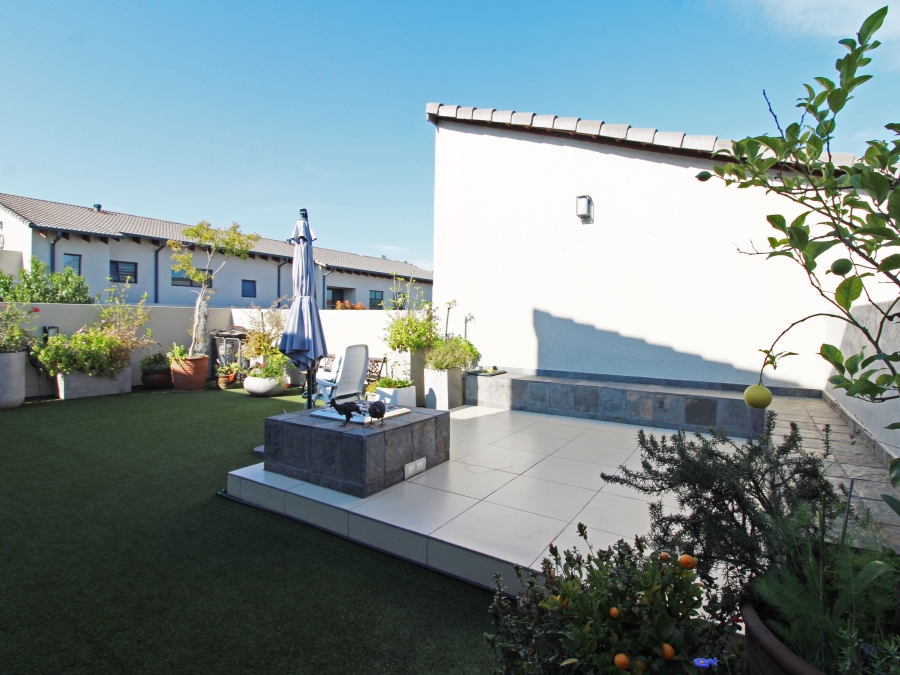 3 Bedroom Property for Sale in Bryanston Gauteng