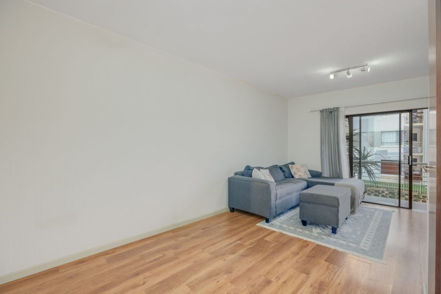 To Let 2 Bedroom Property for Rent in Beverley Gauteng