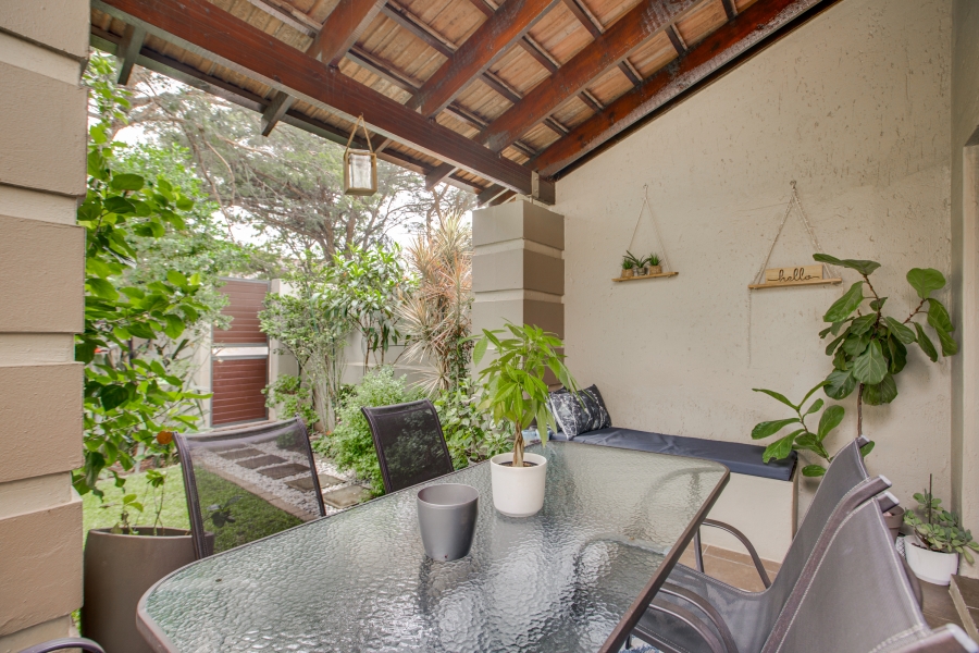 2 Bedroom Property for Sale in Fourways Gauteng