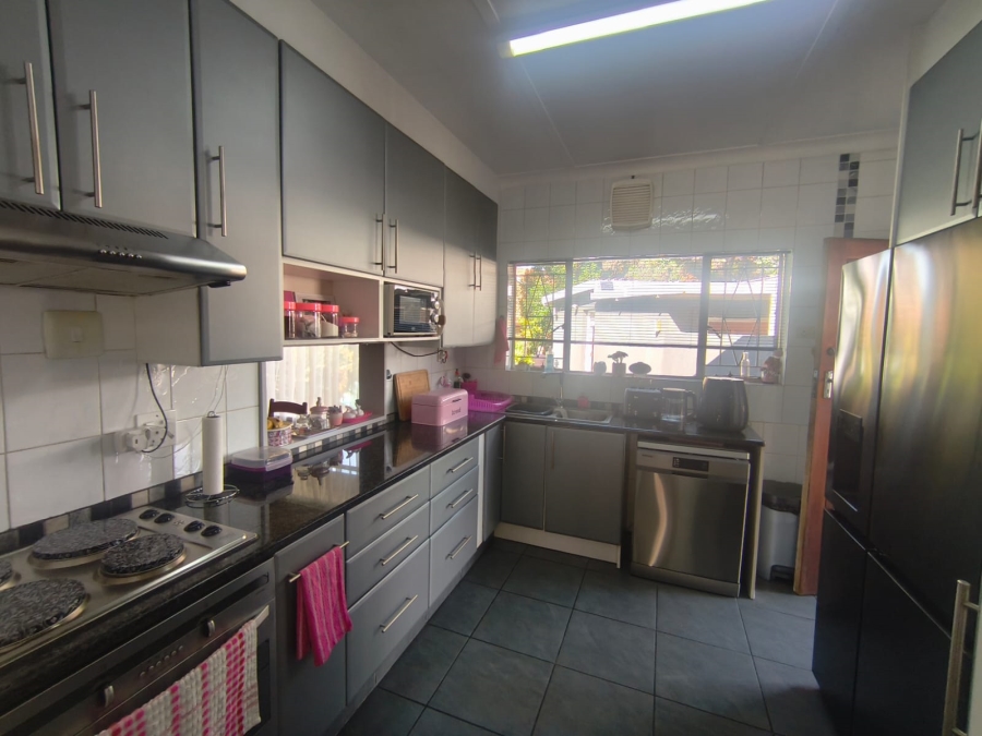 3 Bedroom Property for Sale in Randhart Gauteng
