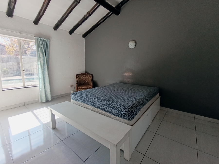 4 Bedroom Property for Sale in Verwoerdpark Gauteng