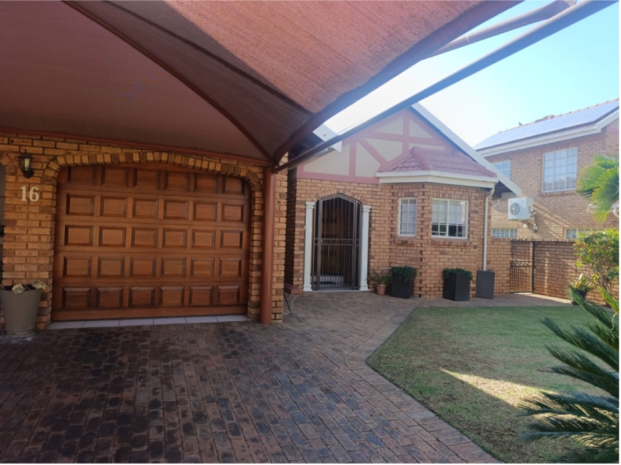 3 Bedroom Property for Sale in New Market Gauteng