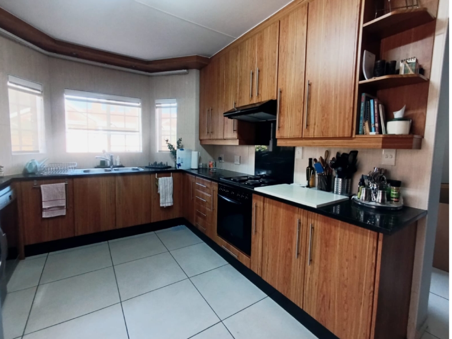 3 Bedroom Property for Sale in New Market Gauteng