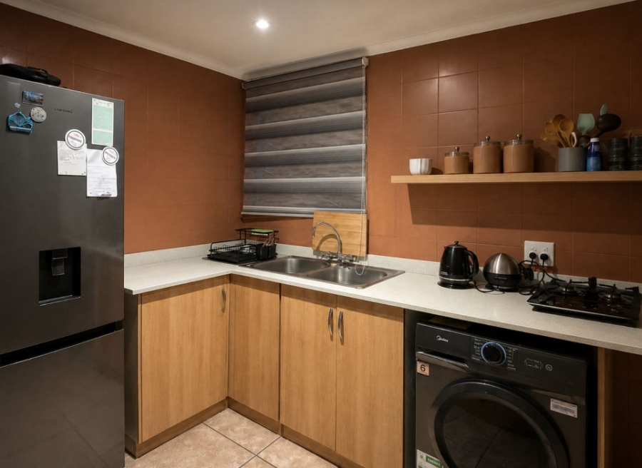 2 Bedroom Property for Sale in Verwoerdpark Gauteng