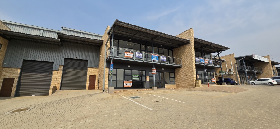 To Let Commercial Property for Rent in North Riding Gauteng