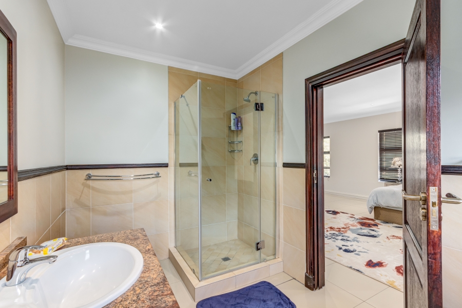 4 Bedroom Property for Sale in Carlswald North Estate Gauteng