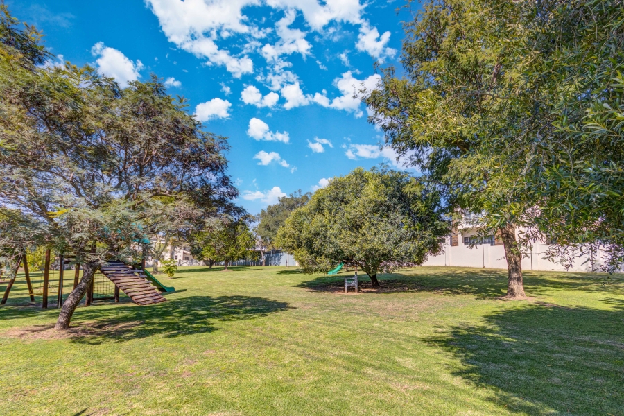 4 Bedroom Property for Sale in Carlswald North Estate Gauteng