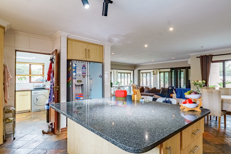 4 Bedroom Property for Sale in Willow Acres Gauteng
