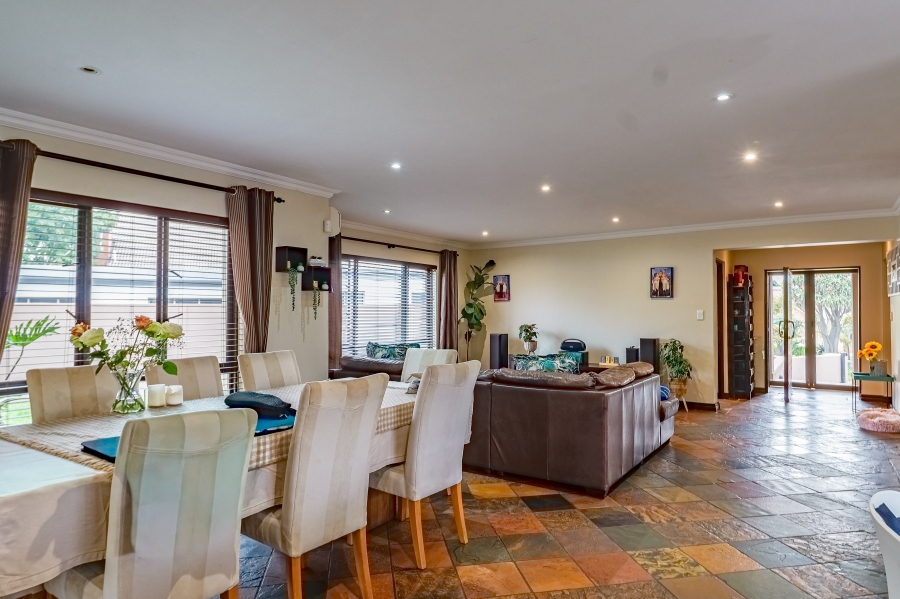 4 Bedroom Property for Sale in Willow Acres Gauteng