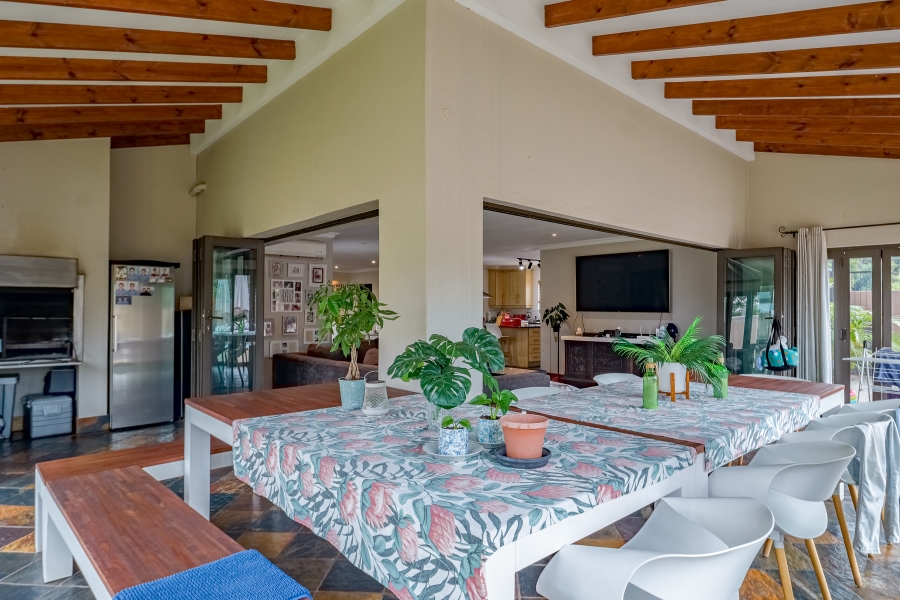 4 Bedroom Property for Sale in Willow Acres Gauteng