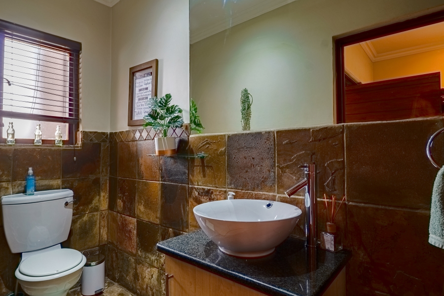4 Bedroom Property for Sale in Willow Acres Gauteng