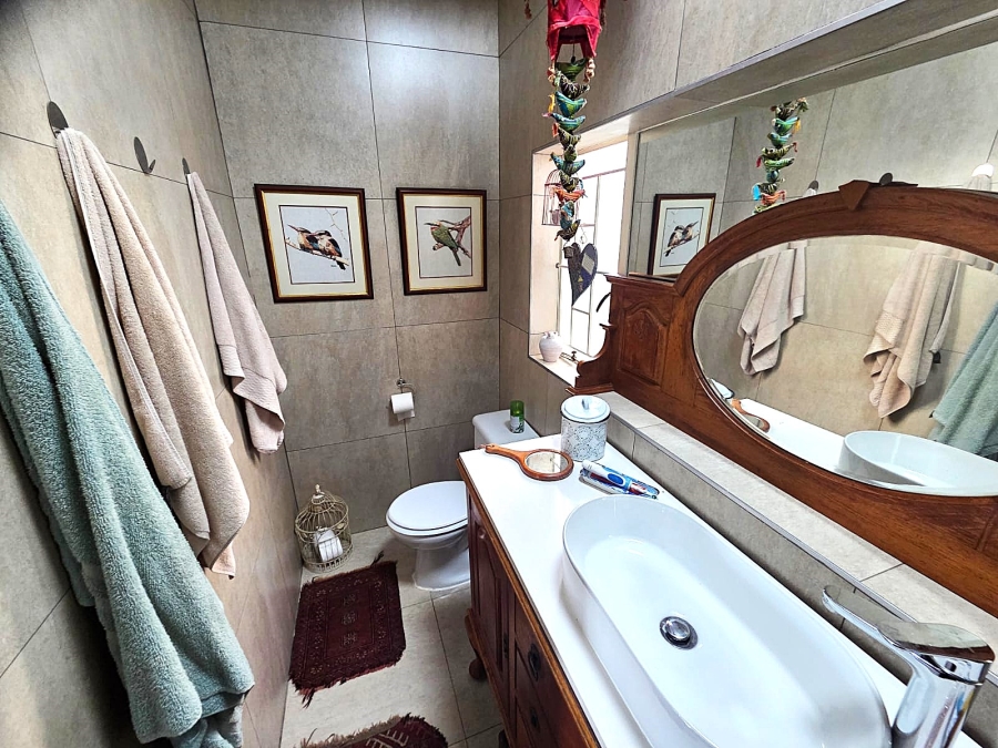 5 Bedroom Property for Sale in Sinoville Gauteng