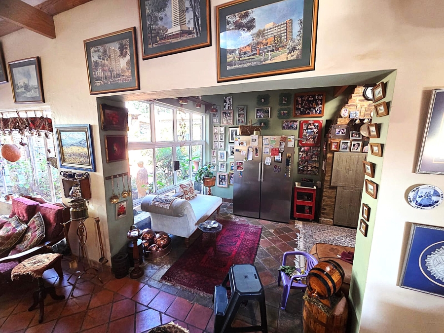 5 Bedroom Property for Sale in Sinoville Gauteng