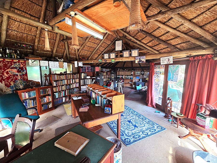 5 Bedroom Property for Sale in Sinoville Gauteng