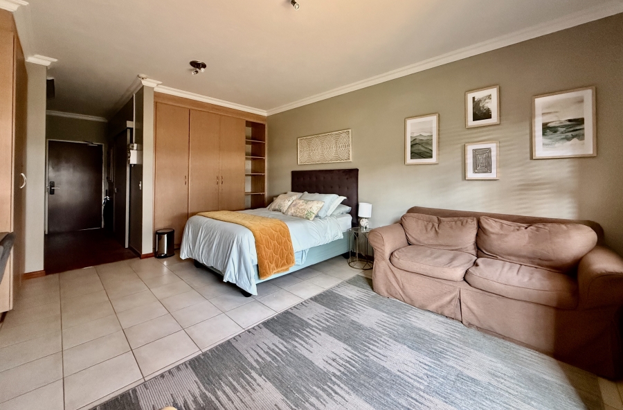1 Bedroom Property for Sale in The Retreat Gauteng