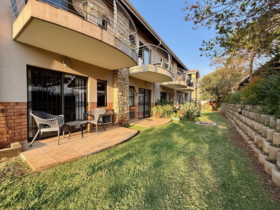 1 Bedroom Property for Sale in The Retreat Gauteng