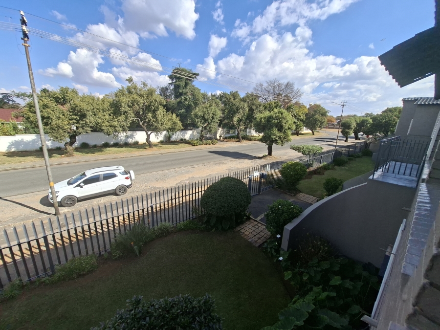 1 Bedroom Property for Sale in Lambton Gauteng