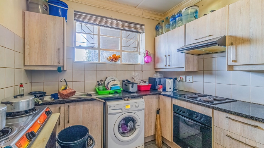1 Bedroom Property for Sale in Lambton Gauteng