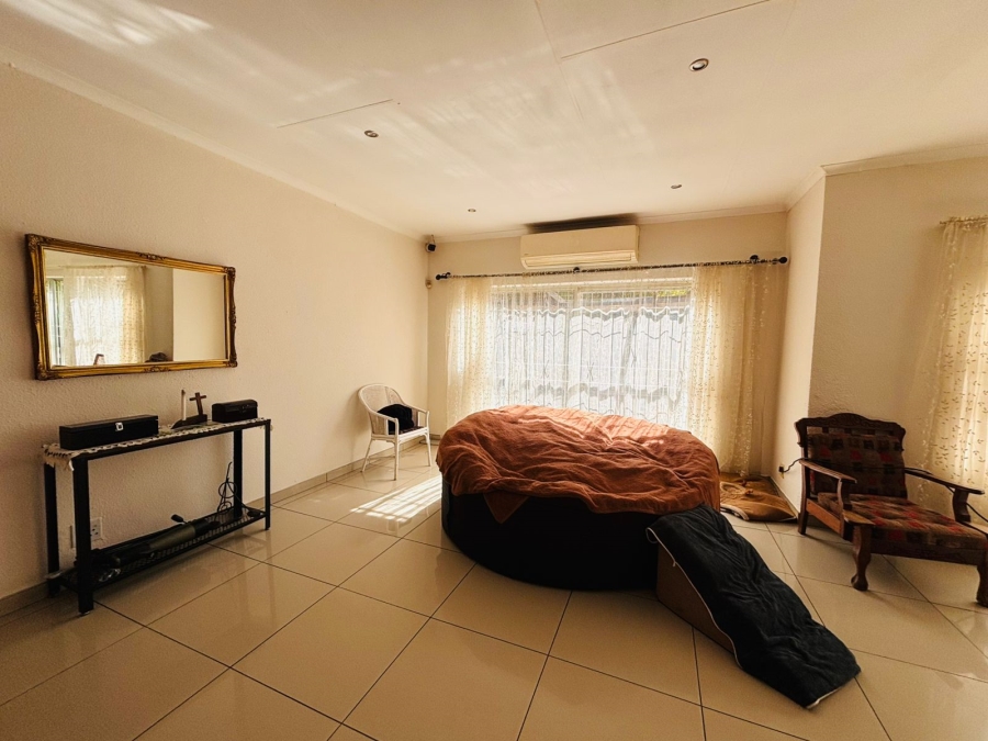 3 Bedroom Property for Sale in Ridgeway Gauteng