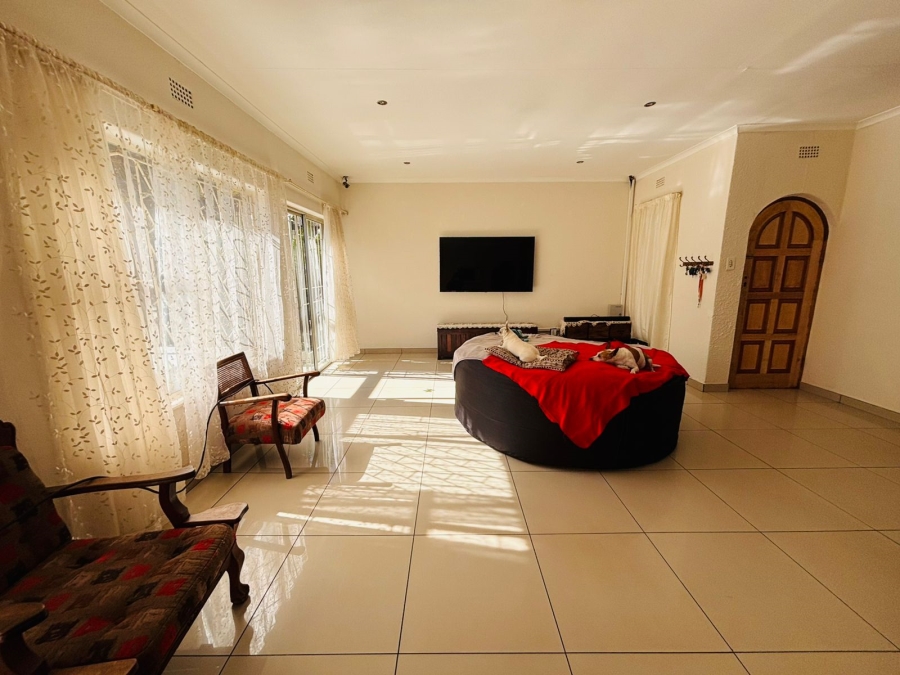 3 Bedroom Property for Sale in Ridgeway Gauteng