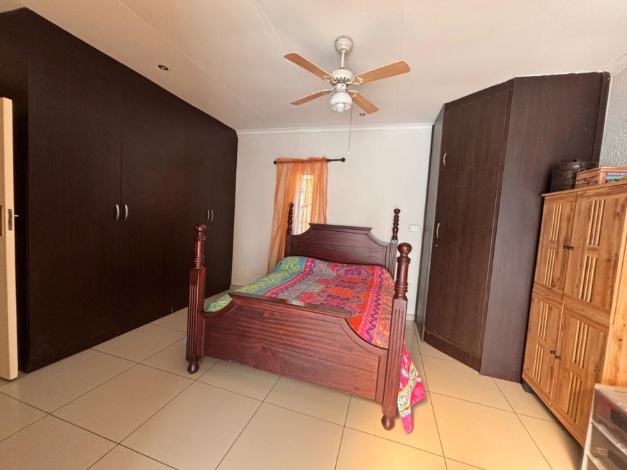 3 Bedroom Property for Sale in Ridgeway Gauteng
