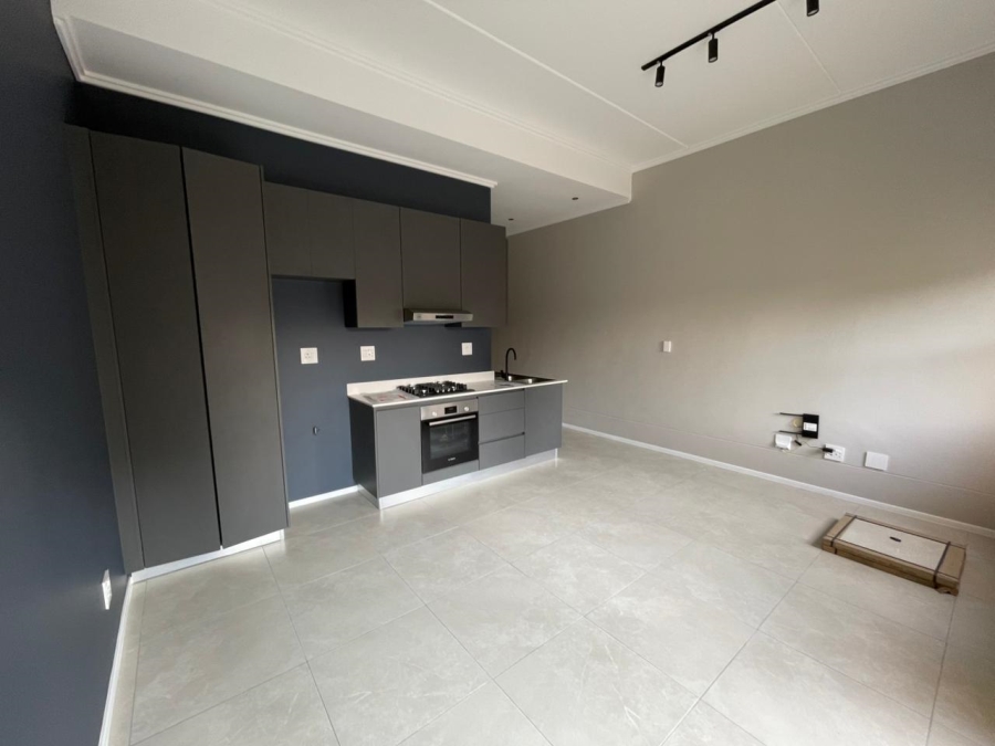 1 Bedroom Property for Sale in Wierda Valley Gauteng