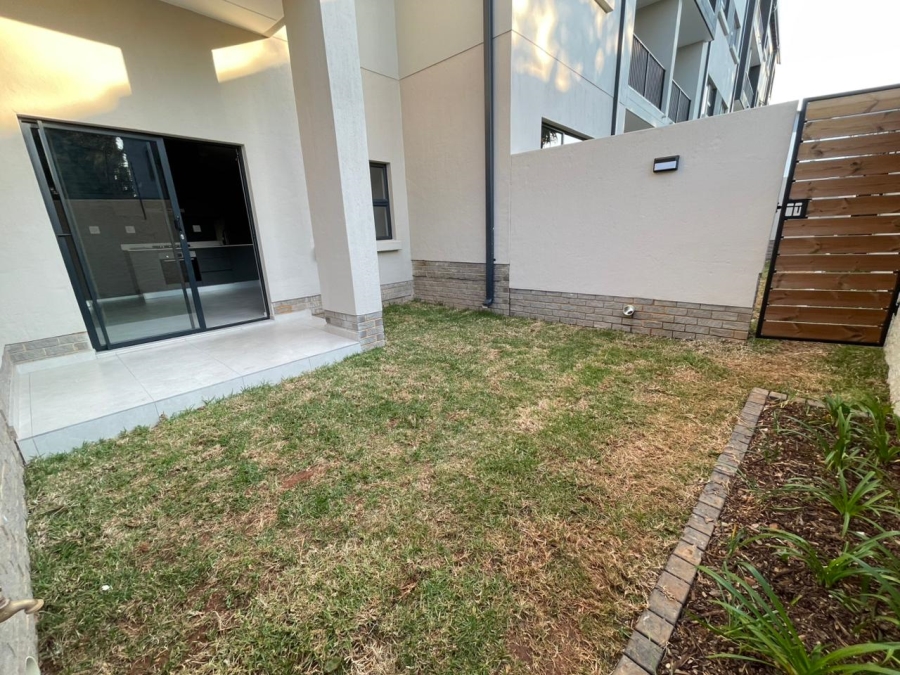 1 Bedroom Property for Sale in Wierda Valley Gauteng