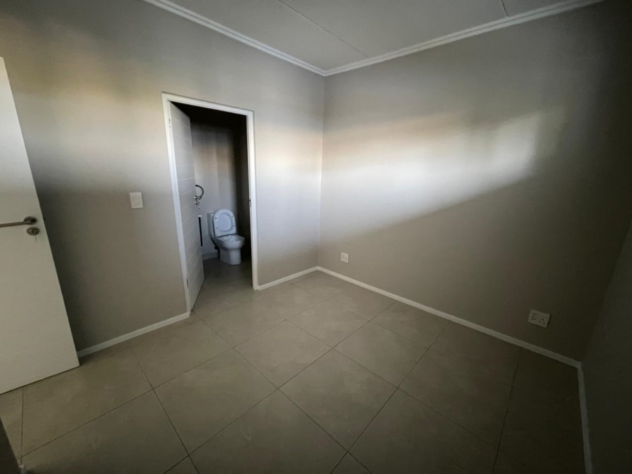 To Let 1 Bedroom Property for Rent in Atholl Gauteng
