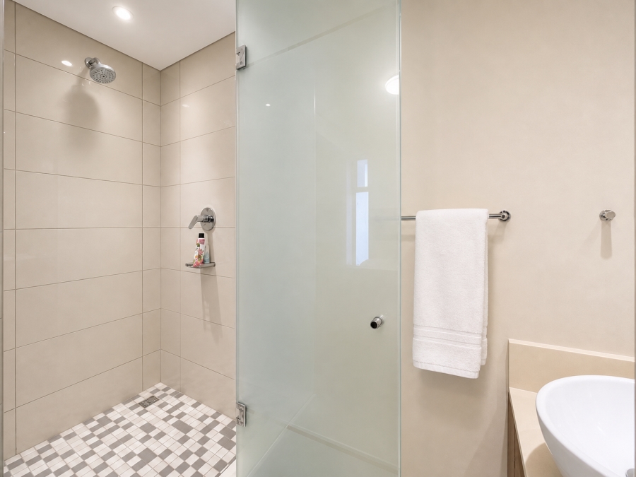 To Let 2 Bedroom Property for Rent in Rosebank Gauteng