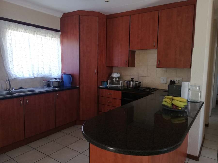 3 Bedroom Property for Sale in Country View Estate Gauteng