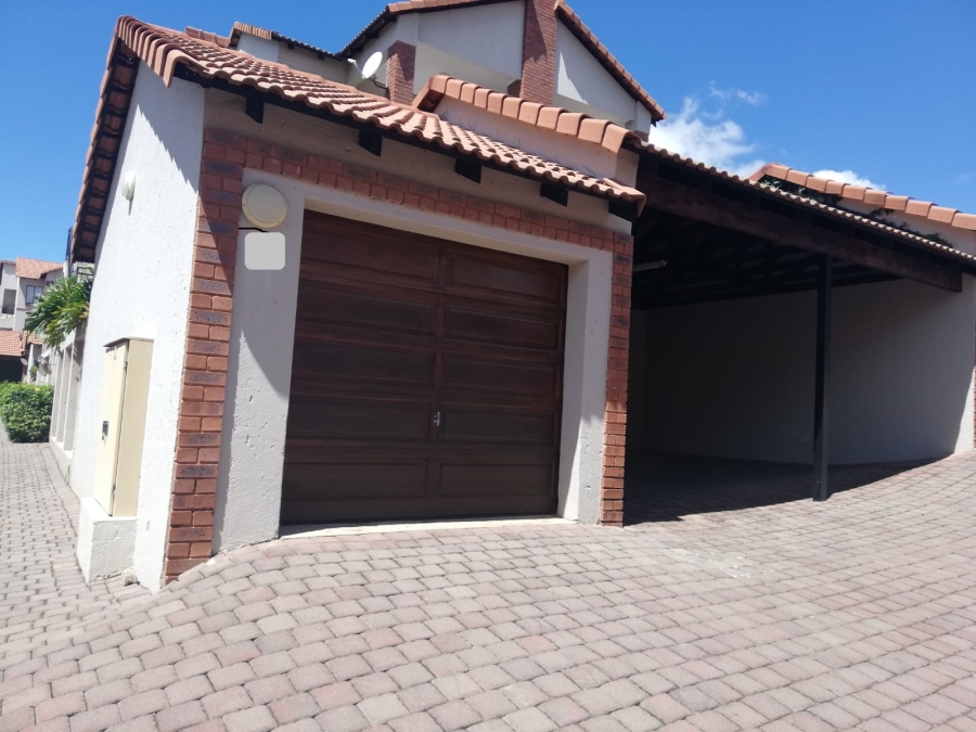 3 Bedroom Property for Sale in Country View Estate Gauteng