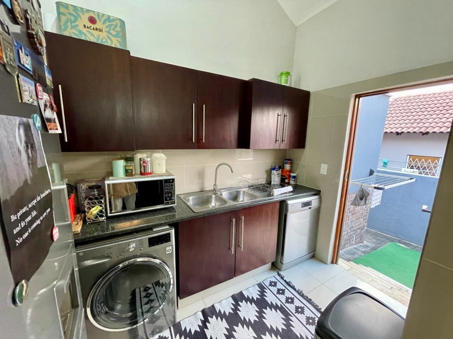 3 Bedroom Property for Sale in Boardwalk Gauteng