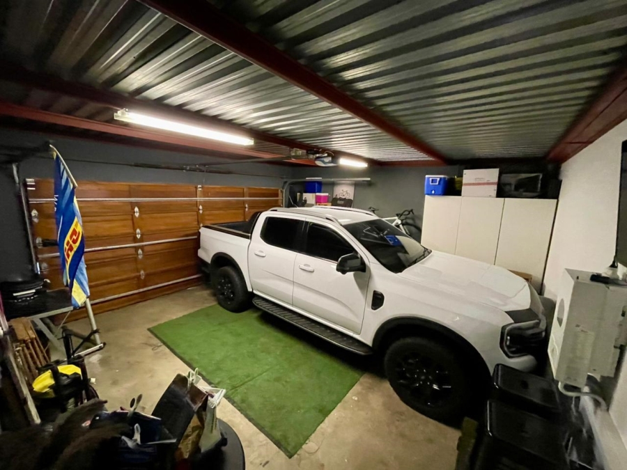 3 Bedroom Property for Sale in Boardwalk Gauteng