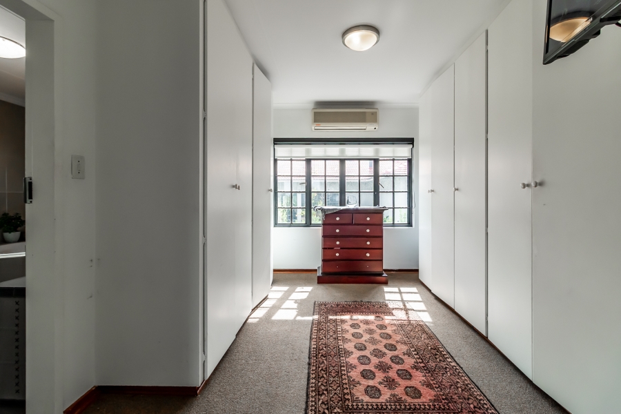 3 Bedroom Property for Sale in Waverley Gauteng