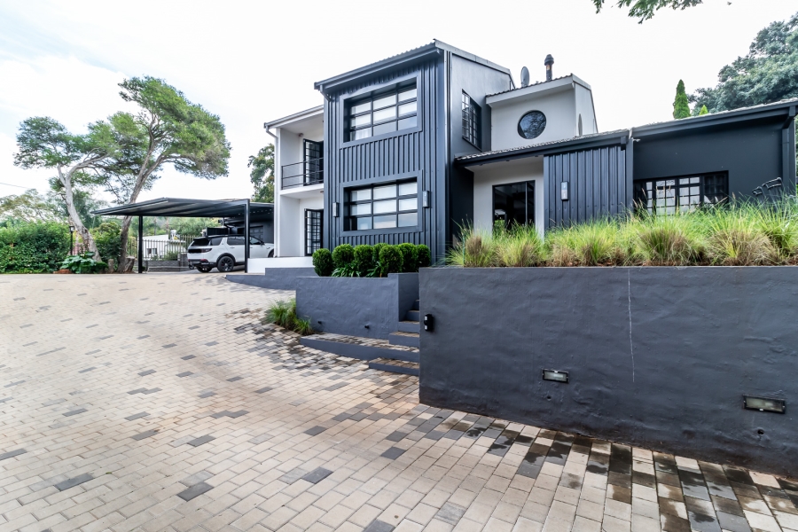 3 Bedroom Property for Sale in Waverley Gauteng