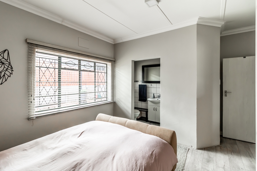 3 Bedroom Property for Sale in Moregloed Gauteng