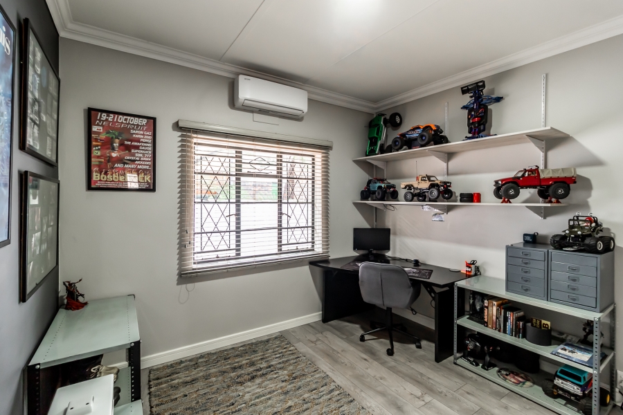 3 Bedroom Property for Sale in Moregloed Gauteng