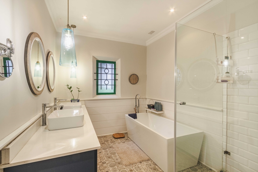 4 Bedroom Property for Sale in Waterkloof Gauteng