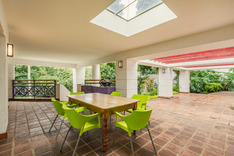 4 Bedroom Property for Sale in Waterkloof Gauteng