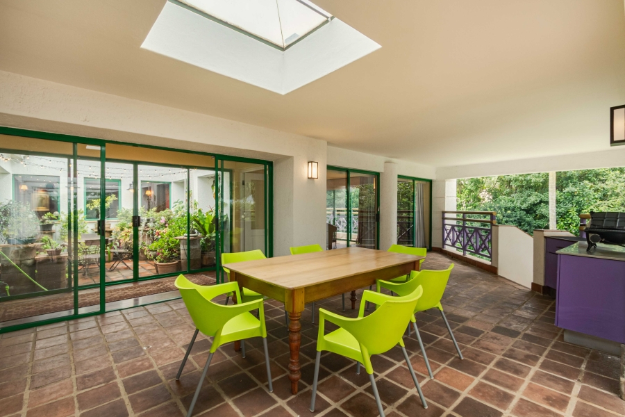 4 Bedroom Property for Sale in Waterkloof Gauteng
