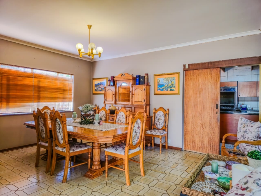 4 Bedroom Property for Sale in Florauna Gauteng