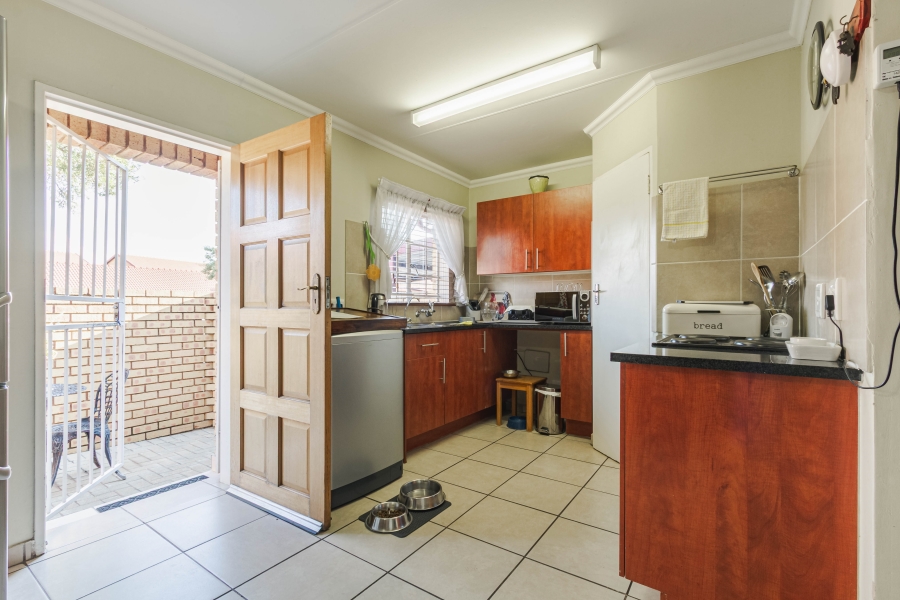 2 Bedroom Property for Sale in Equestria Gauteng