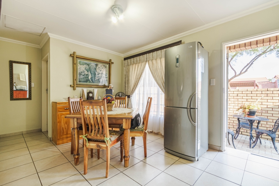 2 Bedroom Property for Sale in Equestria Gauteng