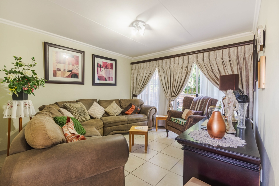 2 Bedroom Property for Sale in Equestria Gauteng