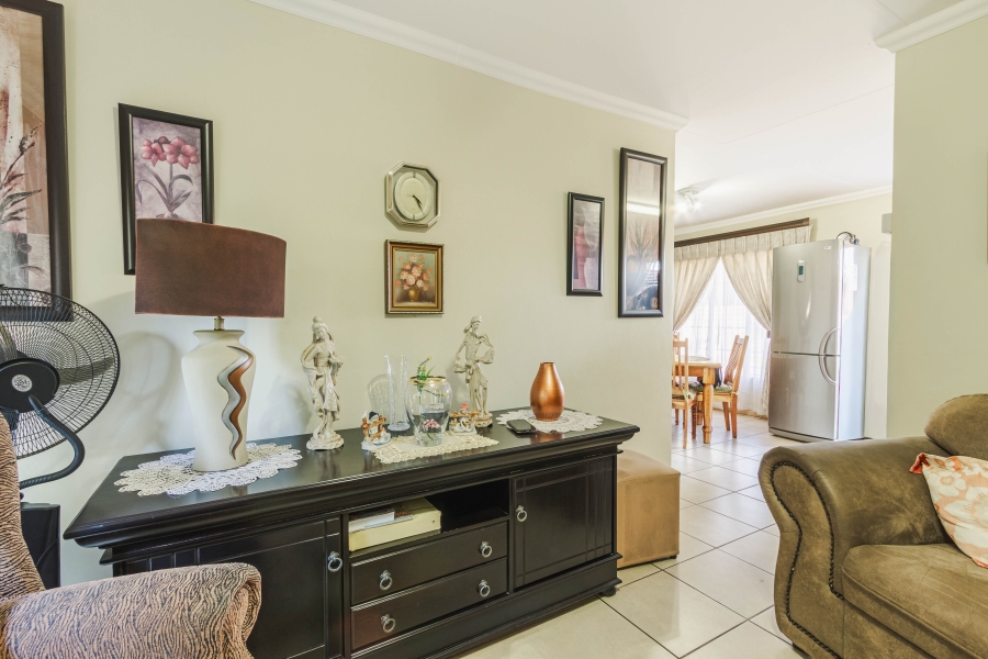 2 Bedroom Property for Sale in Equestria Gauteng