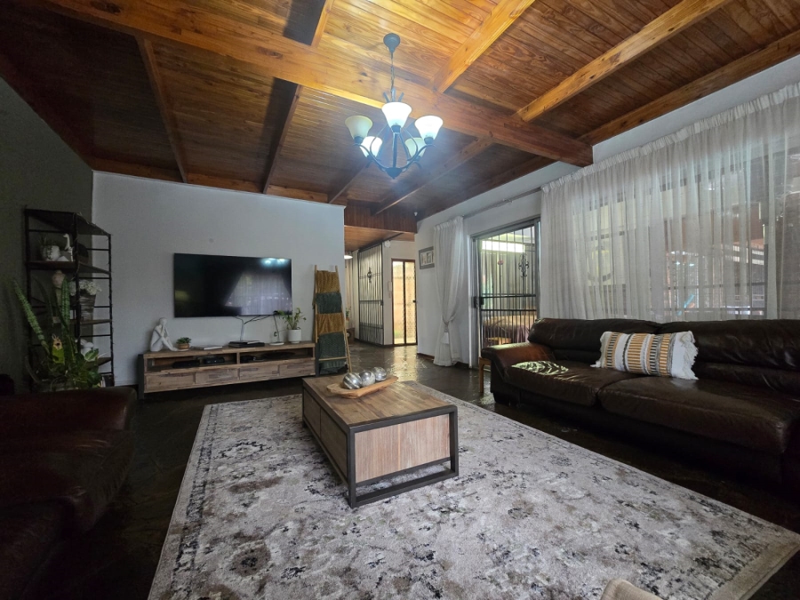 3 Bedroom Property for Sale in Lyttelton Manor Gauteng