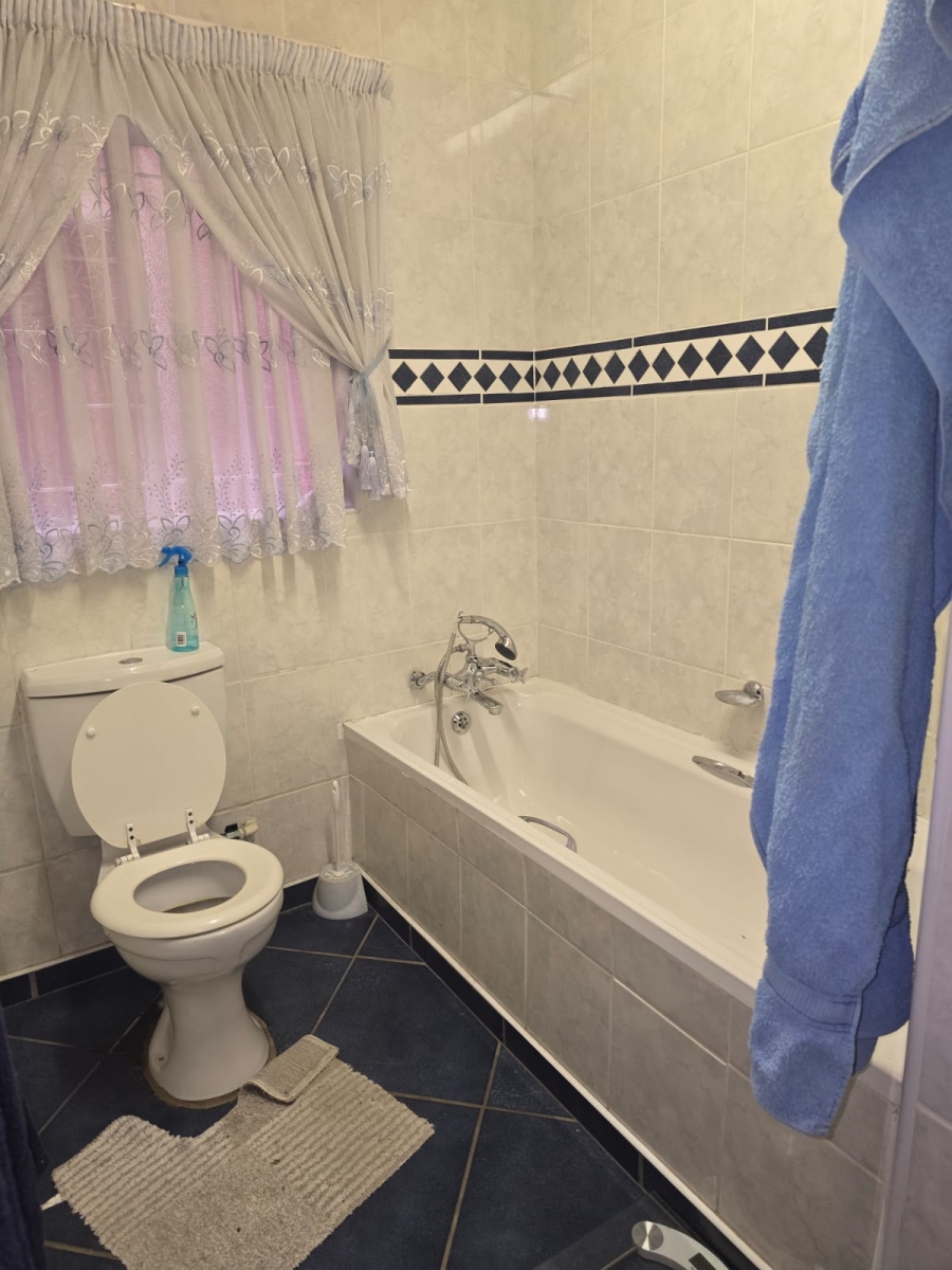 3 Bedroom Property for Sale in Lyttelton Manor Gauteng